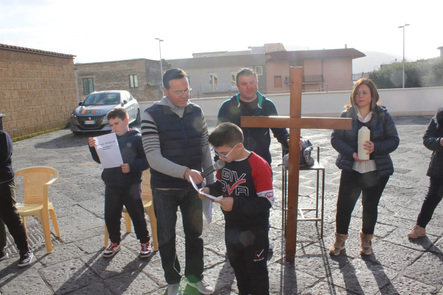 MUGNANO Del CARDINALE La Preghiera Della Via Crucis Con I Bambini