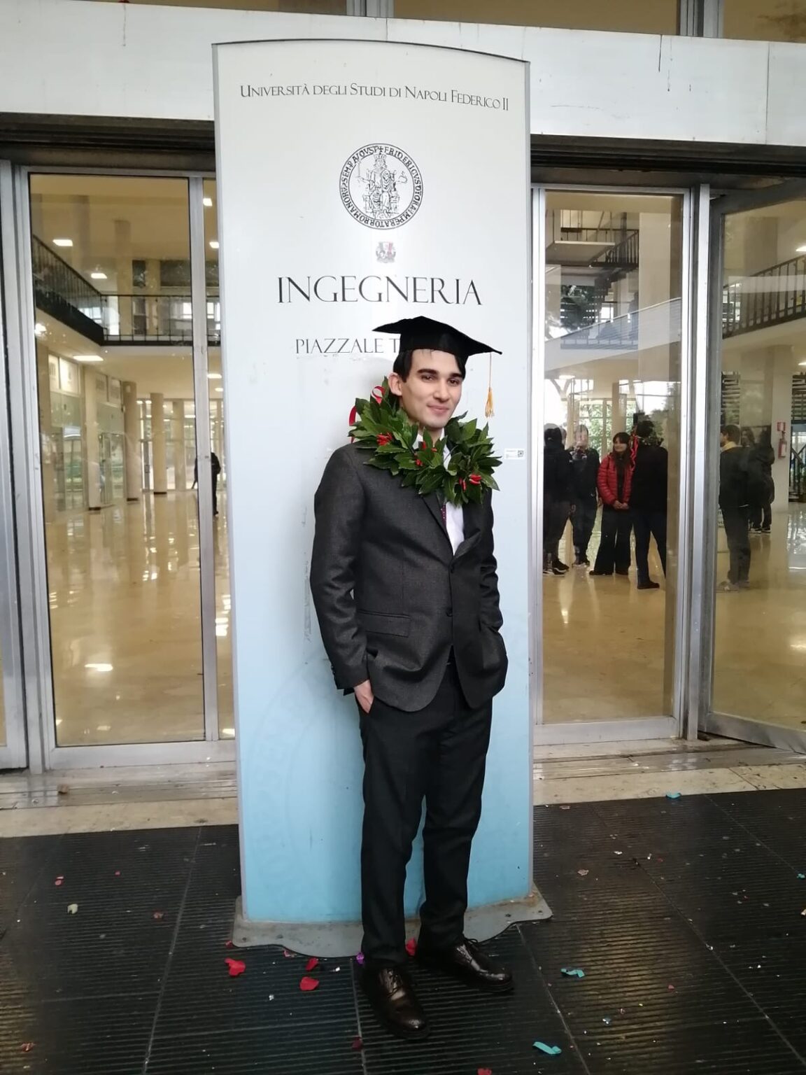 Di Questi Giorni Baiano Laurea In Ingegneria Aerospaziale Per Il