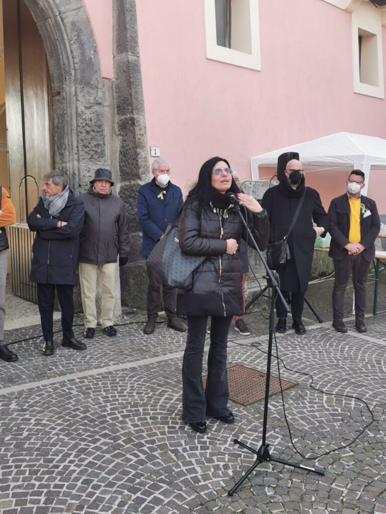 AVELLA. No alla Guerra in Ucraina, si alza forte il grido dalla cittadina archeologica. Video e Foto