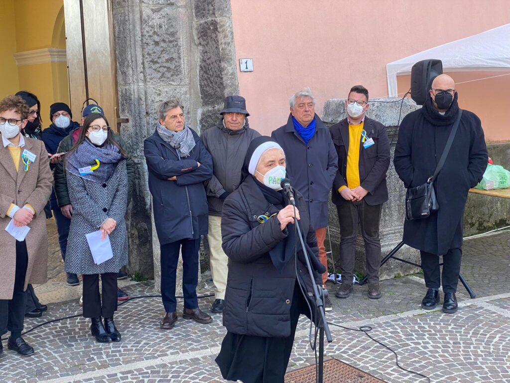 AVELLA. No alla Guerra in Ucraina, si alza forte il grido dalla cittadina archeologica. Video e Foto