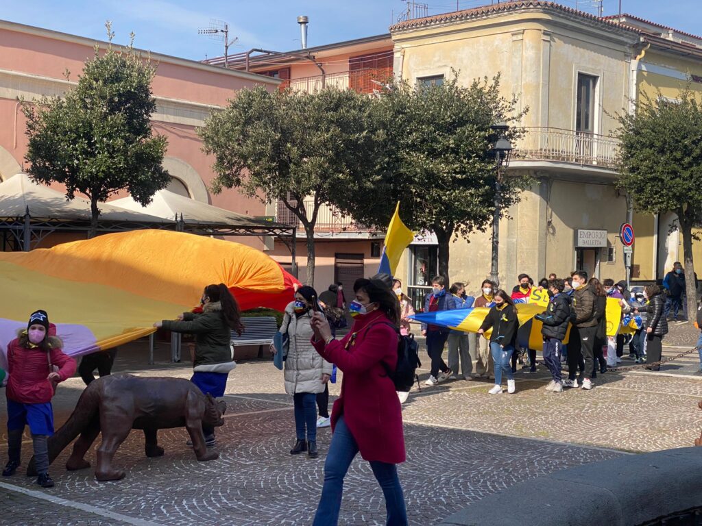 AVELLA. No alla Guerra in Ucraina, si alza forte il grido dalla cittadina archeologica. Video e Foto