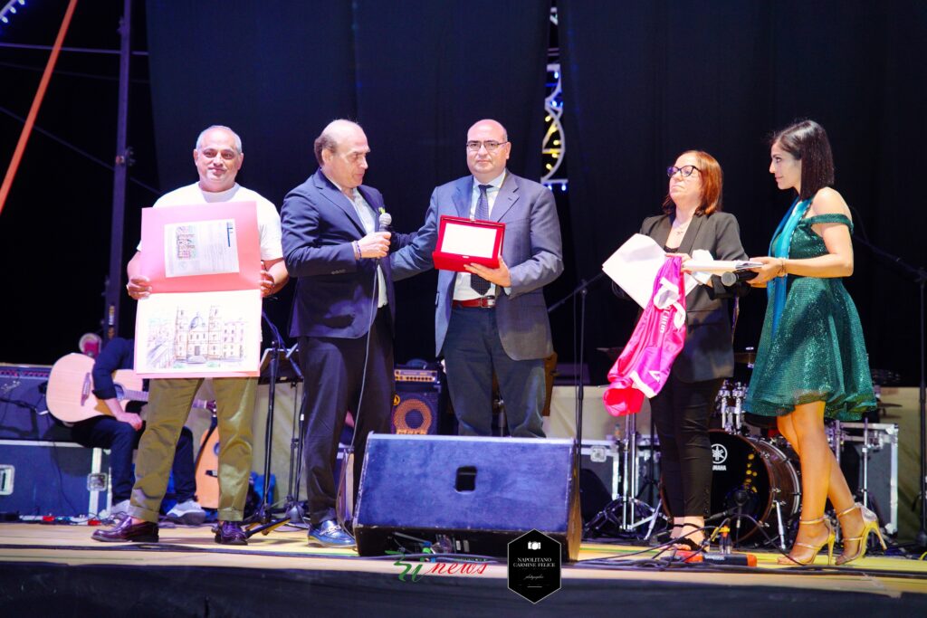 MUGNANO DEL CARDINALE. Premio BASSA IRPINIA 2022. Rivedi la serata e le 678 foto più belle della manifestazione