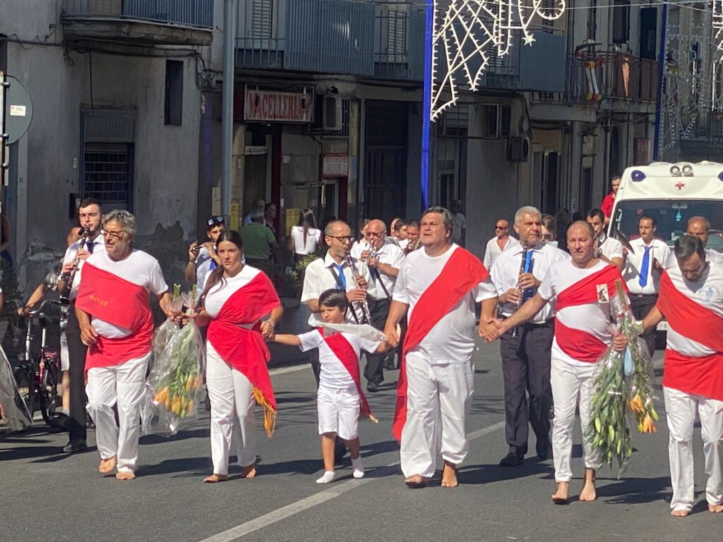 SPERONE. SantElia 2022, larrivo dei battenti. Video e Foto