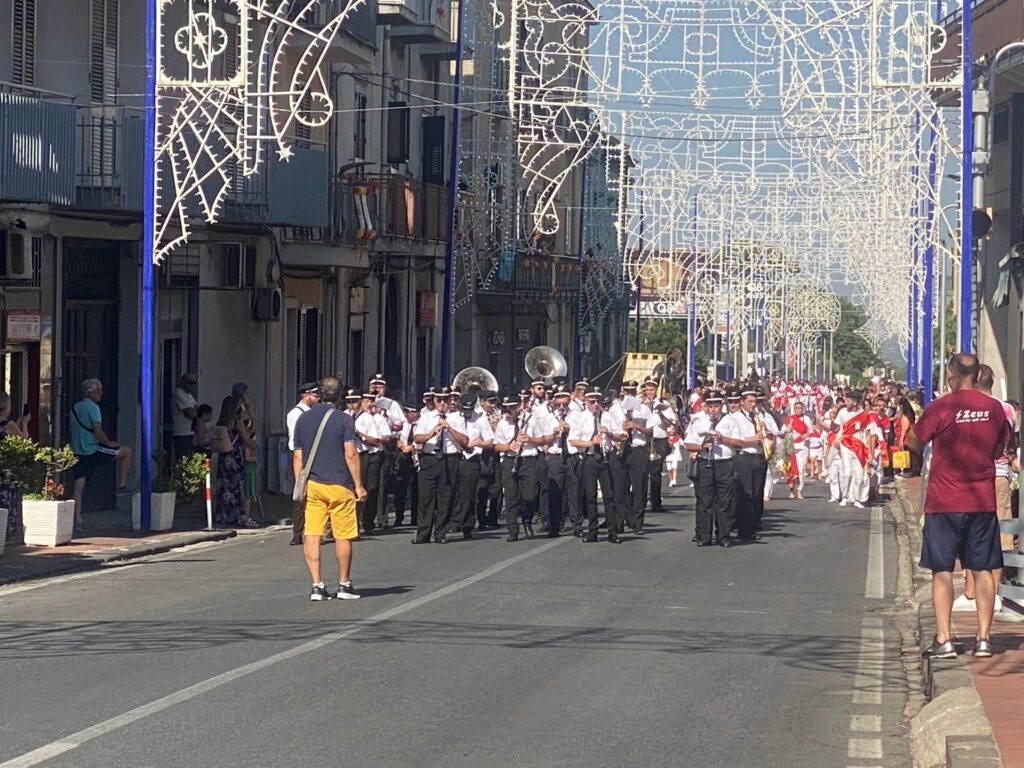 SPERONE. SantElia 2022, larrivo dei battenti. Video e Foto