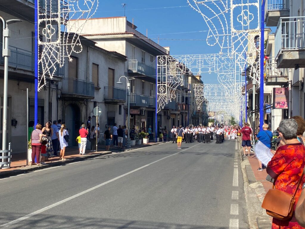 SPERONE. SantElia 2022, larrivo dei battenti. Video e Foto