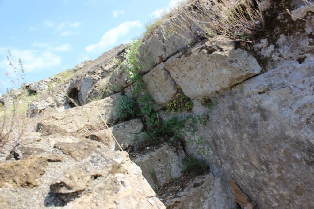 Avella  Visita ai monumenti da parte dei membri del Centro 66 dellArciconfraternita Universale di Santa Filomena