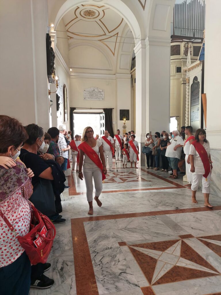 ALTAVILLA IRPINA. Le foto dei Battenti avellani in onore di San Pellegrino