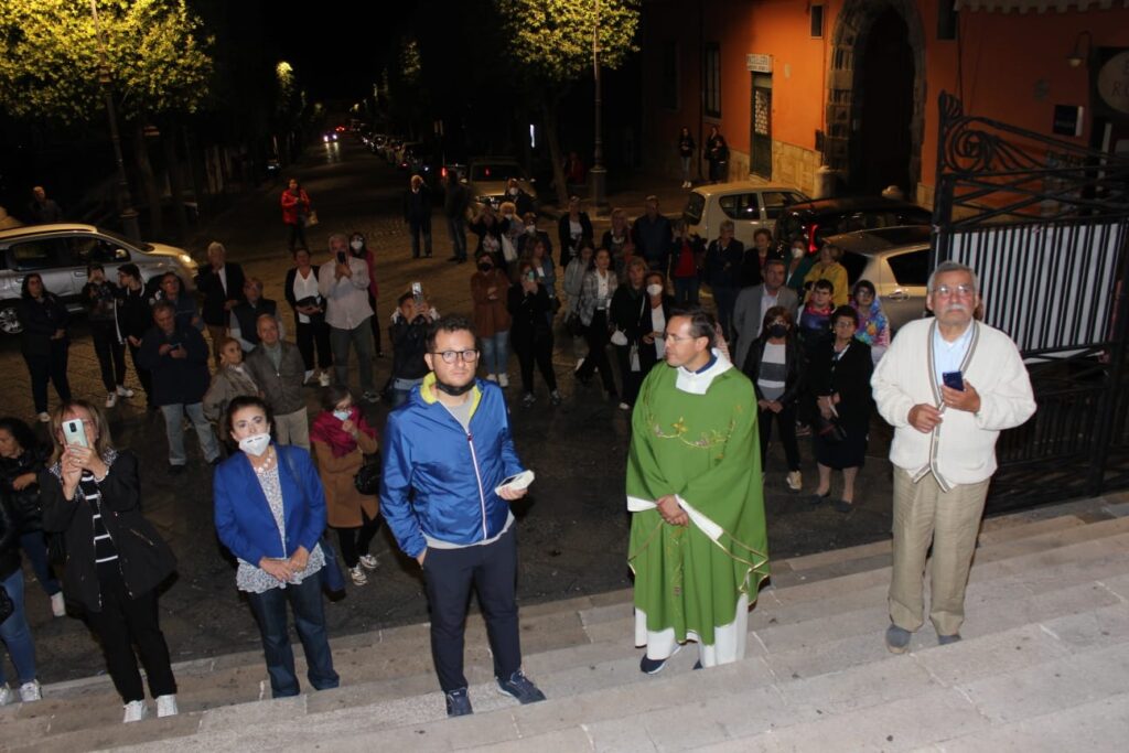 MUGNANO. Le foto più belle della ricollocazione di Santa Filomena nella sua Cappella