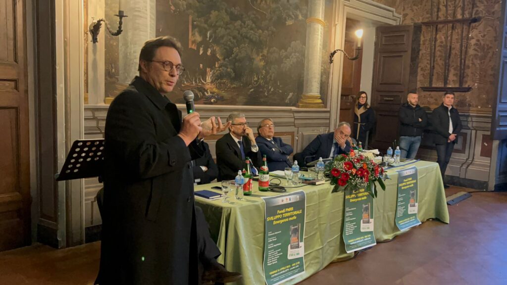 LAURO. Fondi PNRR, Sviluppo  territoriale e Emergenze mafie. Gratteri e Spiezia ne discutono. Le foto del convegno