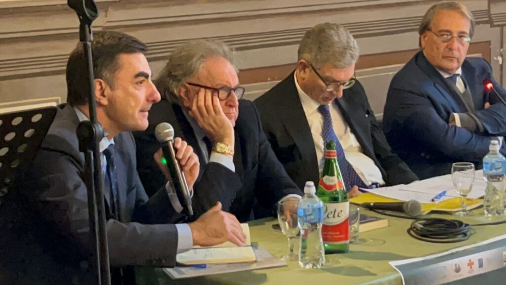 LAURO. Fondi PNRR, Sviluppo  territoriale e Emergenze mafie. Gratteri e Spiezia ne discutono. Le foto del convegno