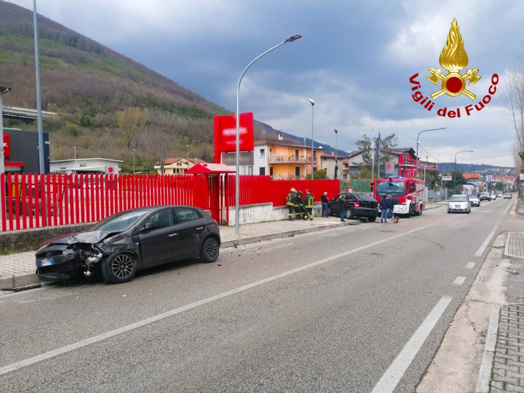 Coppia di Mugnano del Cardinale rimane ferita in incidente stradale a Monteforte. Video e Foto