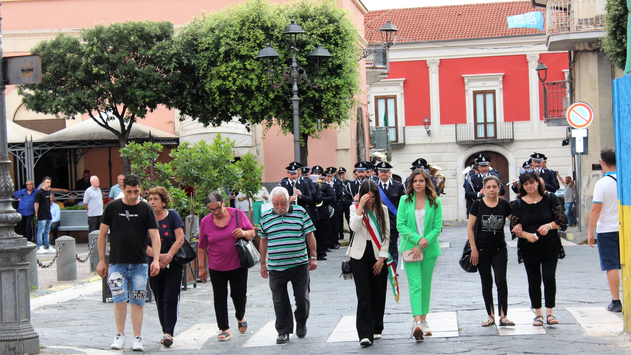 AVELLA. Ieri la commemorazione in piazza Convento degli agenti