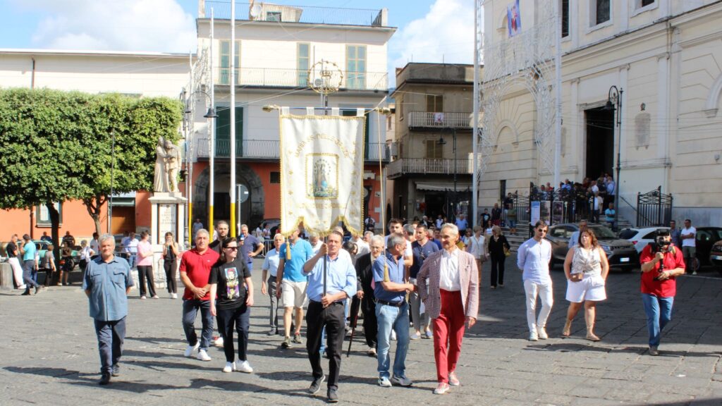 MUGNANO DEL CARDINALE. Lintronizzazione della Madonna delle Grazie. Video e Foto