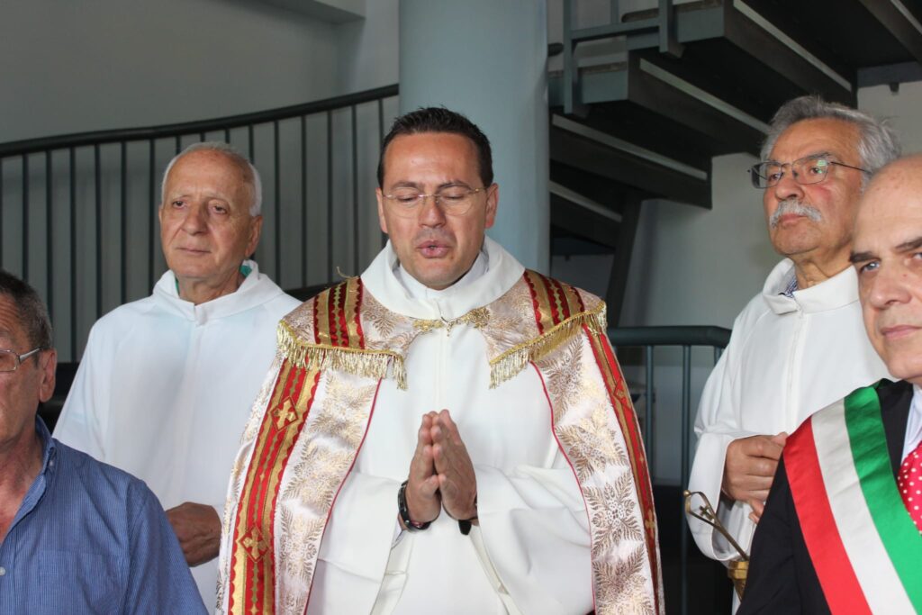 MUGNANO DEL CARDINALE. Lintronizzazione della Madonna delle Grazie. Video e Foto