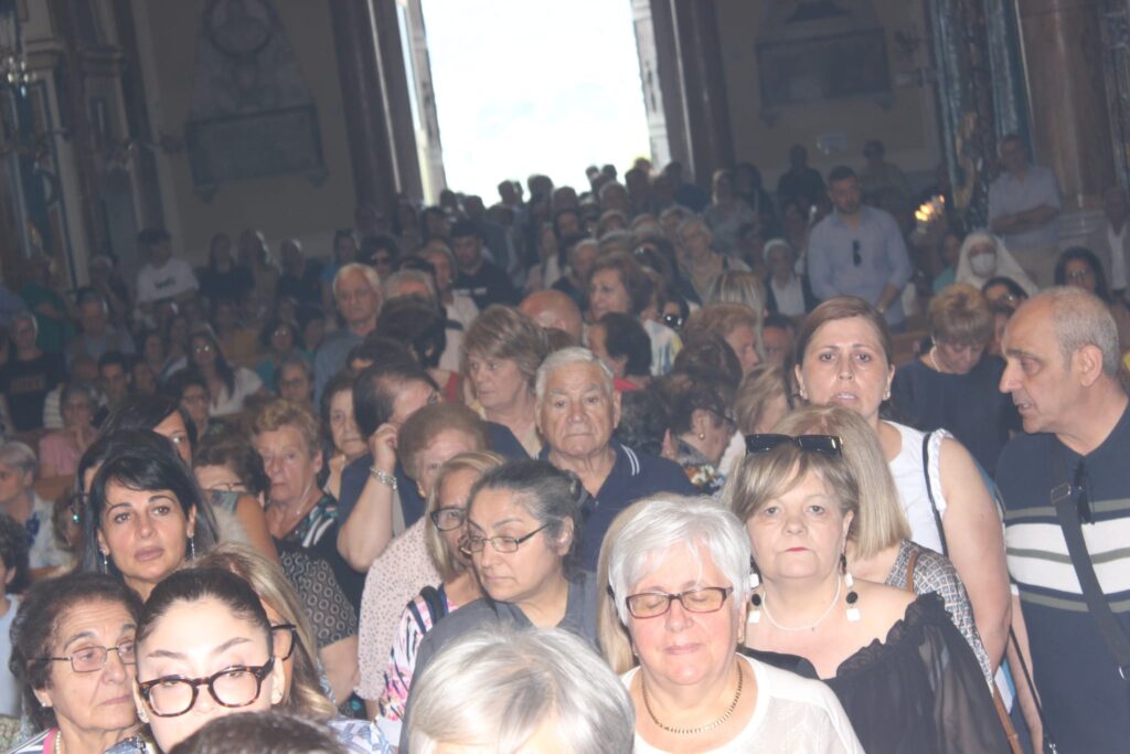 MUGNANO DEL CARDINALE. Lintronizzazione della Madonna delle Grazie. Video e Foto