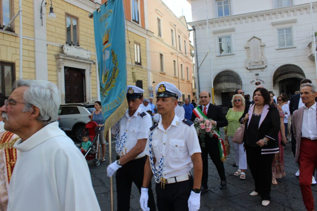 MUGNANO DEL CARDINALE. Lintronizzazione della Madonna delle Grazie. Video e Foto