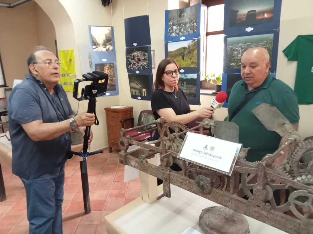 Mugnano del Cardinale (AV)   Oggi Giornata Nazionale delle Pro Loco   mostra fotografica. Video