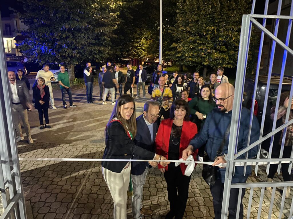 Avella, nuovo campetto sportivo inaugurato con Festa e Benedizione. Video e Foto