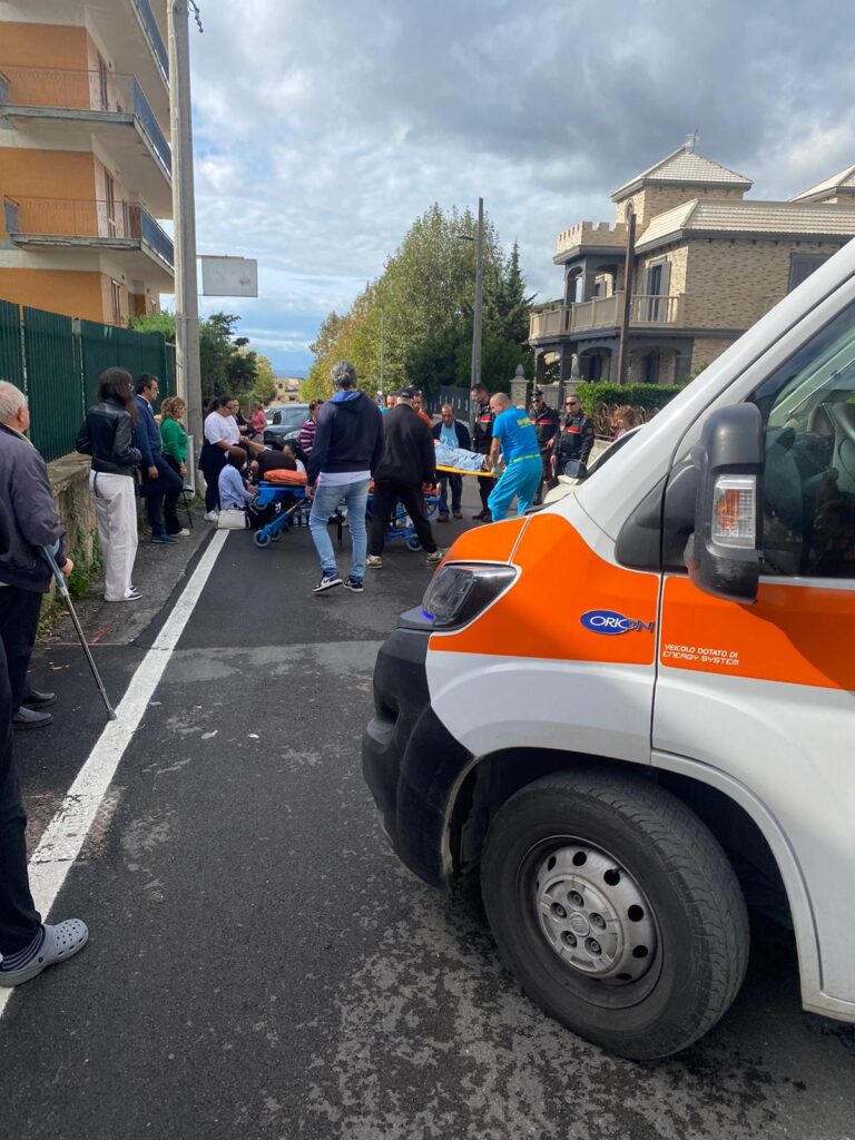 AVELLA. Gravissimo incidente in via De Sanctis. Due feriti in gravi condizioni