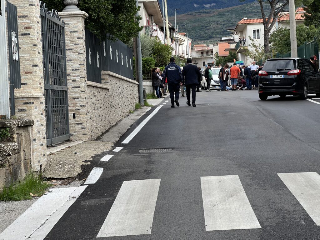 AVELLA. Gravissimo incidente in via De Sanctis. Due feriti in gravi condizioni