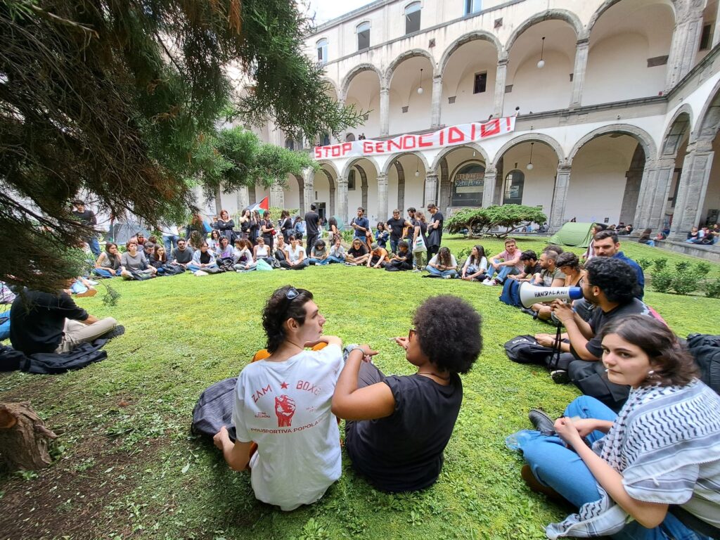 Napoli Occupata la facoltà di lettere e filosofia della “Federico II”