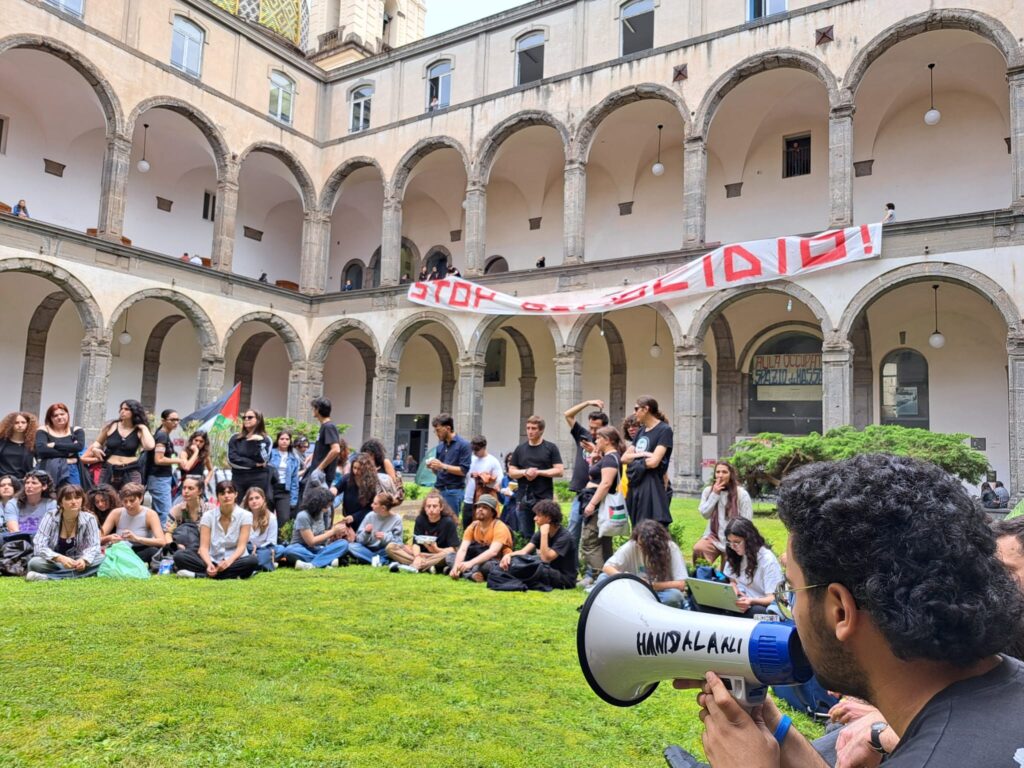 Napoli Occupata la facoltà di lettere e filosofia della “Federico II”