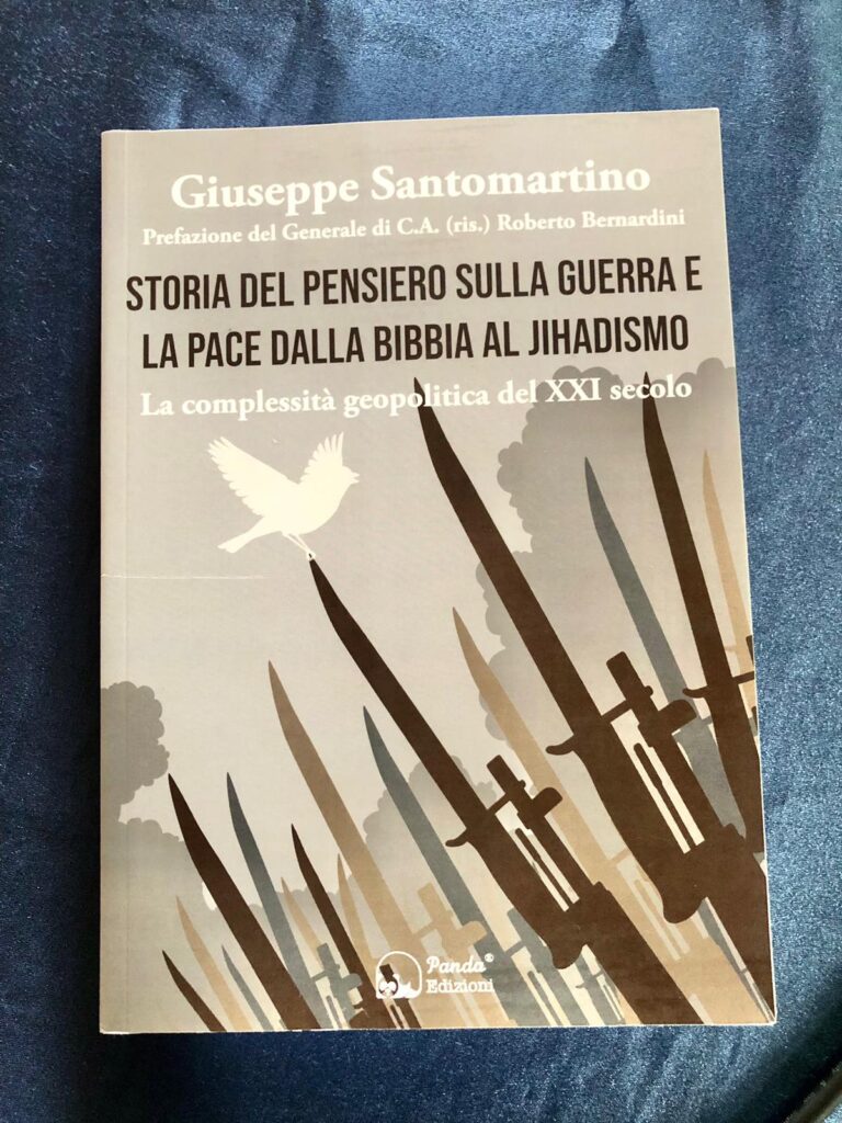 Giuseppe Santomartino, Generale di Divisione (ris), presenta il suo nuovo libro sulla complessità geopolitica del XXI secolo.