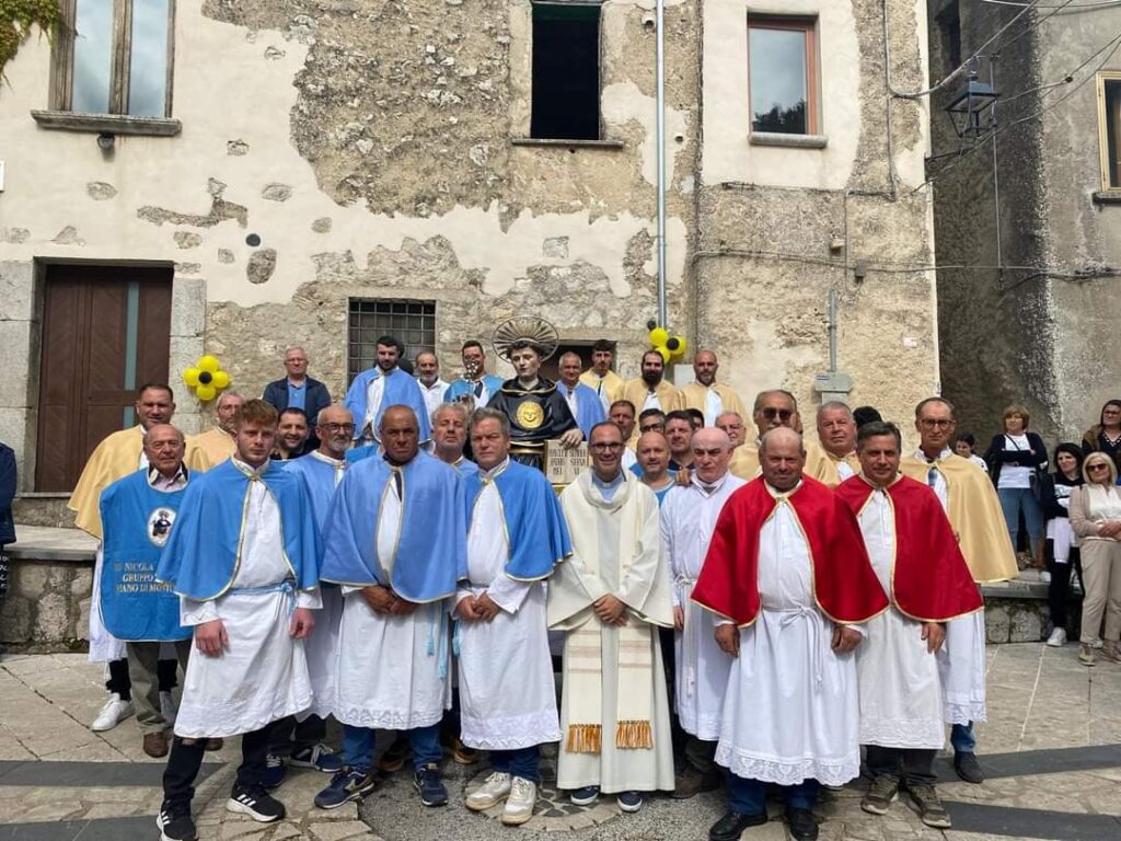 Forino (Av):  Grande giornata di fede ed emozione per l arrivo di San Nicola da Tolentino Patrono di Montoro