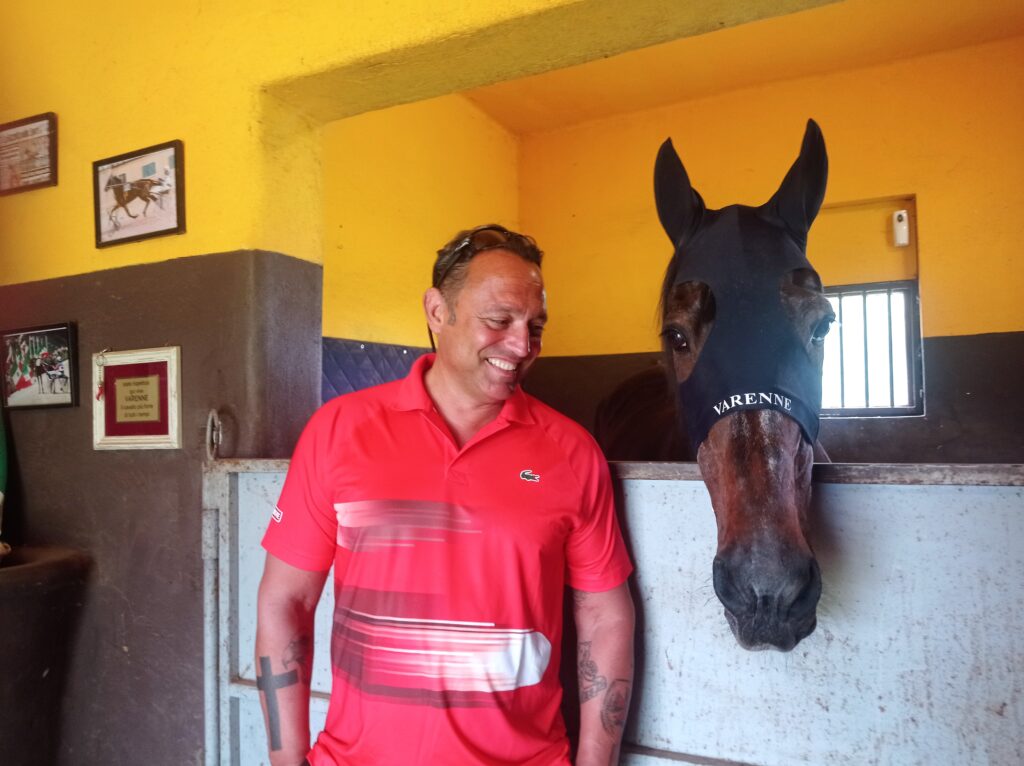 Il Campione del Mondo di Arti Marziali Bruno Danovaro in Irpinia: Salva un Cavallo Intrappolato