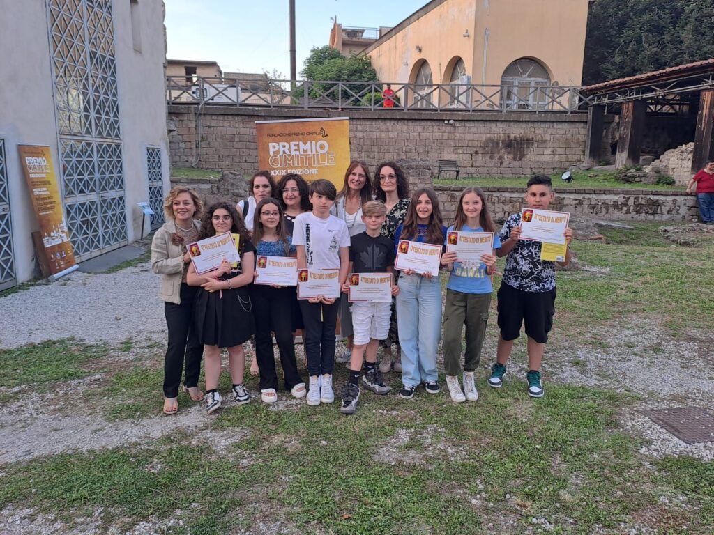 BAIANO. Gli alunni dell’I.C. GIOVANNI XXIII  PARINI premiati al Premi Cimitile