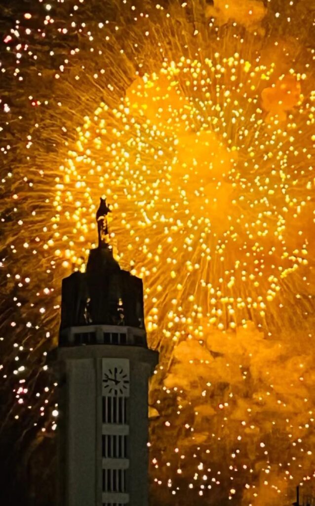 La Festa della Madonna del Carpinello a Visciano: Un Tripudio di Tradizione e Devozione. I fuochi dartificio