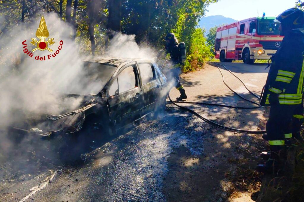 Vigili del Fuoco di Avellino in prima linea: Giornata Campale per combattere gli Incendi