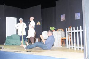 AVELLA. Giunge al termine la 13° edizione di “Teatro Sotto le Stelle”, tradizionale kermesse  estiva organizzata dall’Associazione MELA nel Giardino del Palazzo Baronale ad Avella.