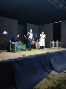 AVELLA. Giunge al termine la 13° edizione di “Teatro Sotto le Stelle”, tradizionale kermesse  estiva organizzata dall’Associazione MELA nel Giardino del Palazzo Baronale ad Avella.