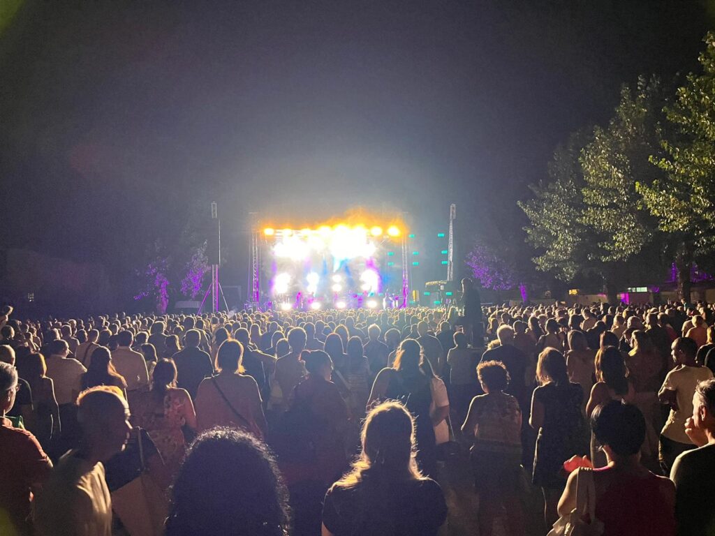 Successo  per il Concerto di Raf a Sperone: Un Evento memorabile per i Festeggiamenti di SantElia