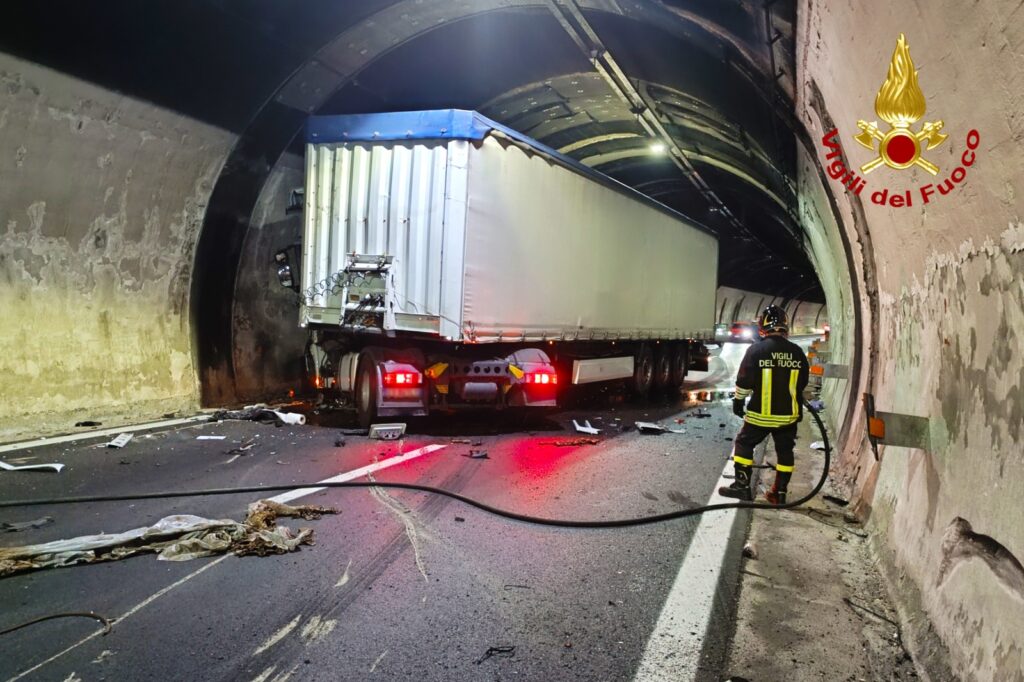 Nel tragico incidente di ieri sullA16 a perdere la vita è Giovanni Fantato