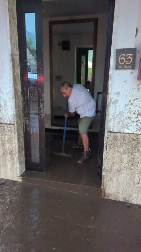 Alluvione improvvisa nel Mandamento Baianese: scatta lallerta e si mobilitano i soccorsi. Immagini choc