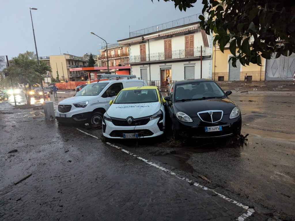 Alluvione improvvisa nel Mandamento Baianese: scatta lallerta e si mobilitano i soccorsi. Immagini choc