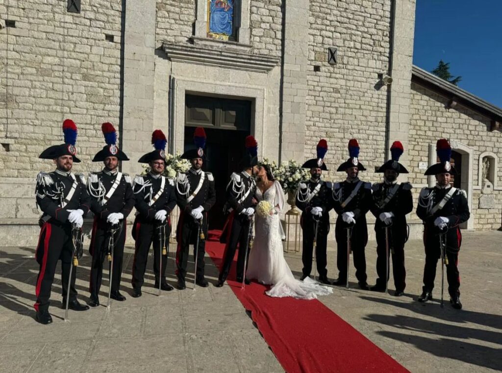 CAMPOSANO. Matrimonio in Arma: Carabinieri Deborah Silvestro e Danilo Sances Sposi