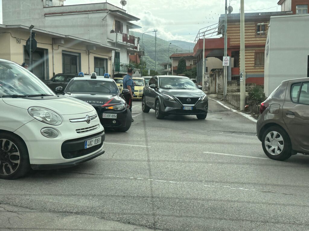 Incidente Stradale a Baiano: Coinvolti Carabinieri e unAuto Privata