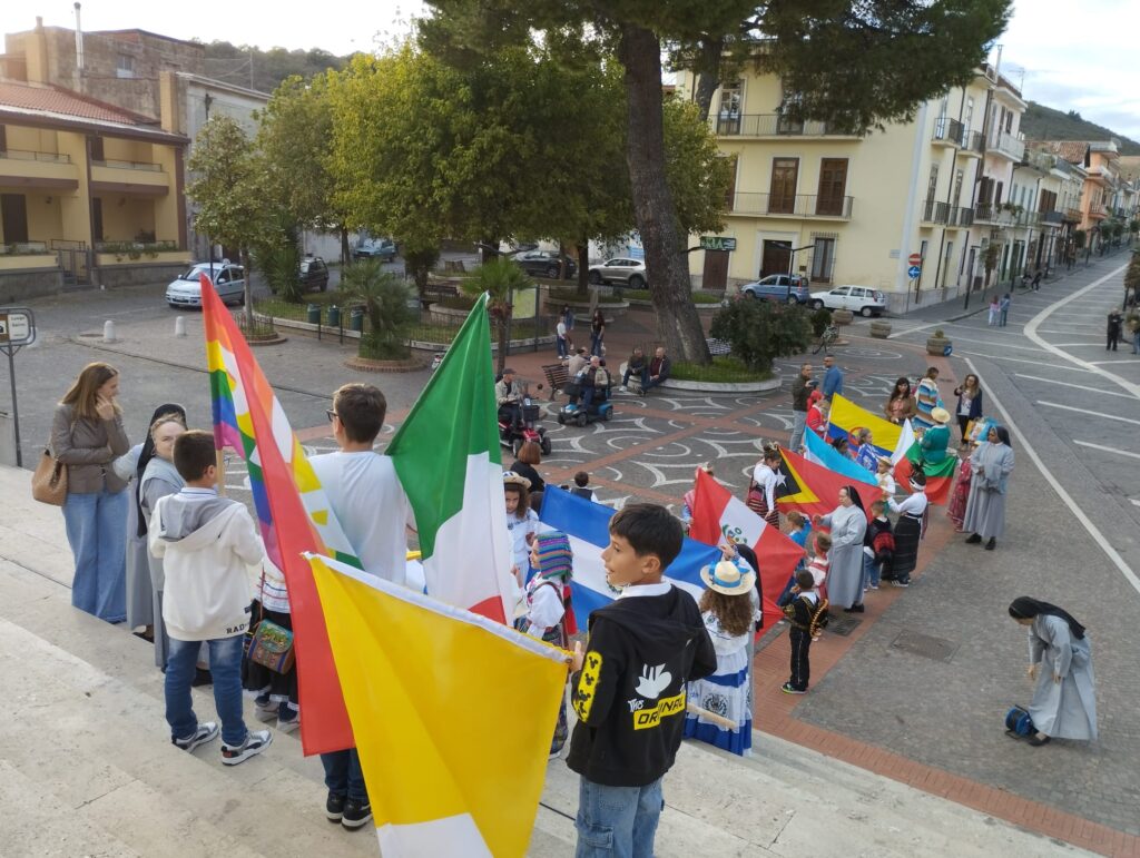 Visciano celebra il 75° anniversario della Congregazione delle Piccole Apostole della Redenzione: presente il vescovo Lucio Lemmo