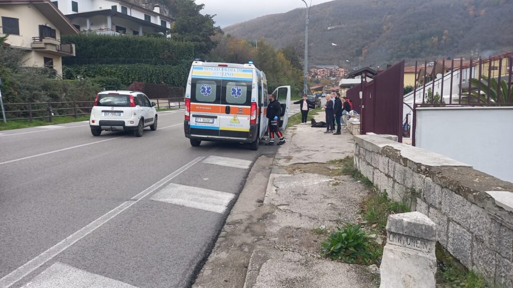 Monteforte Irpino: grave incidente tra auto e camion che trasportava gas