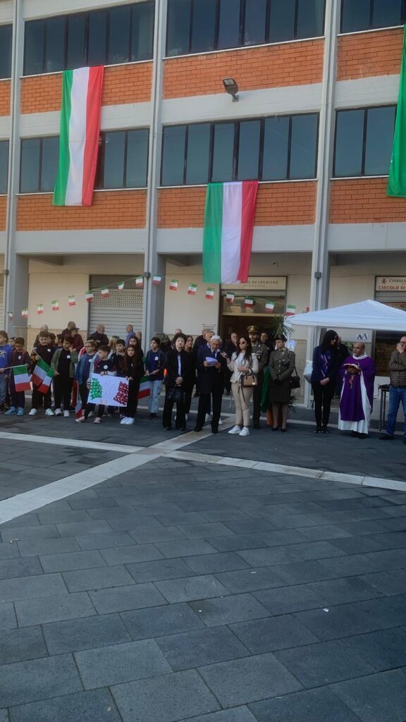 Celebrazione del 4 Novembre a Sperone: Onorate le Forze Armate e i Caduti in Guerra