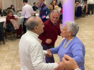 BAIANO. Michele Stingone celebra 80 anni: una vita dedicata alla medicina e alla famiglia. VIDEO