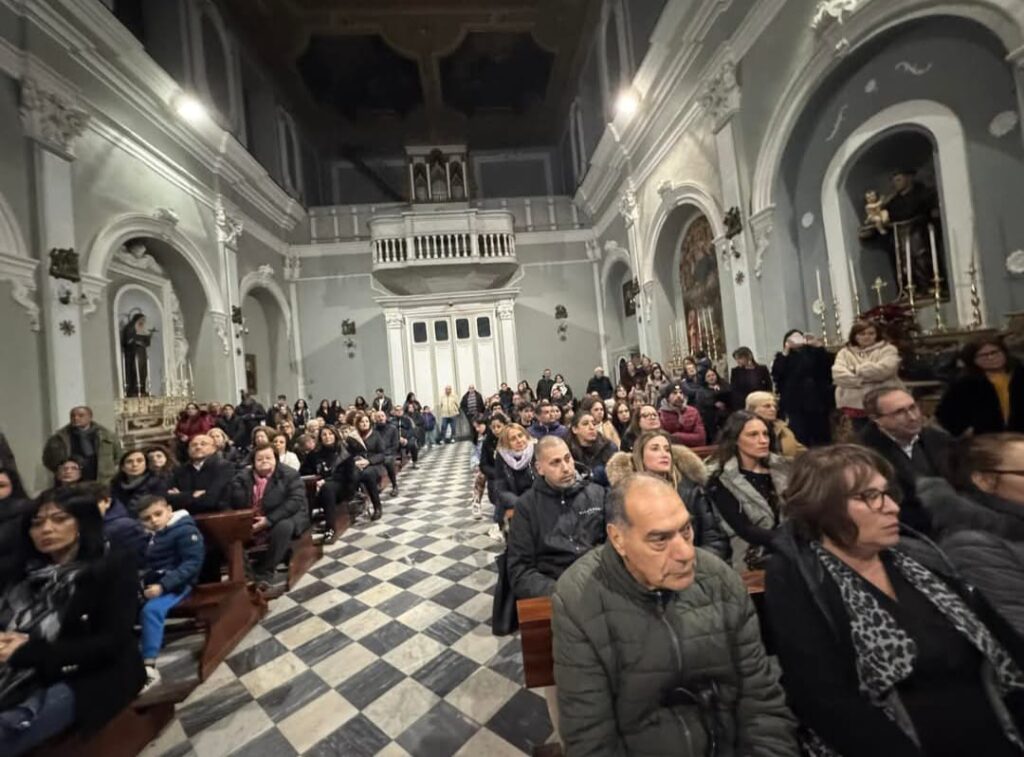 “Un posto chiamato Natale”: successo e unanimi consensi per i concerti natalizi eseguiti dagli alunni dell’I.C. “Mons.P.Guerriero di Avella.