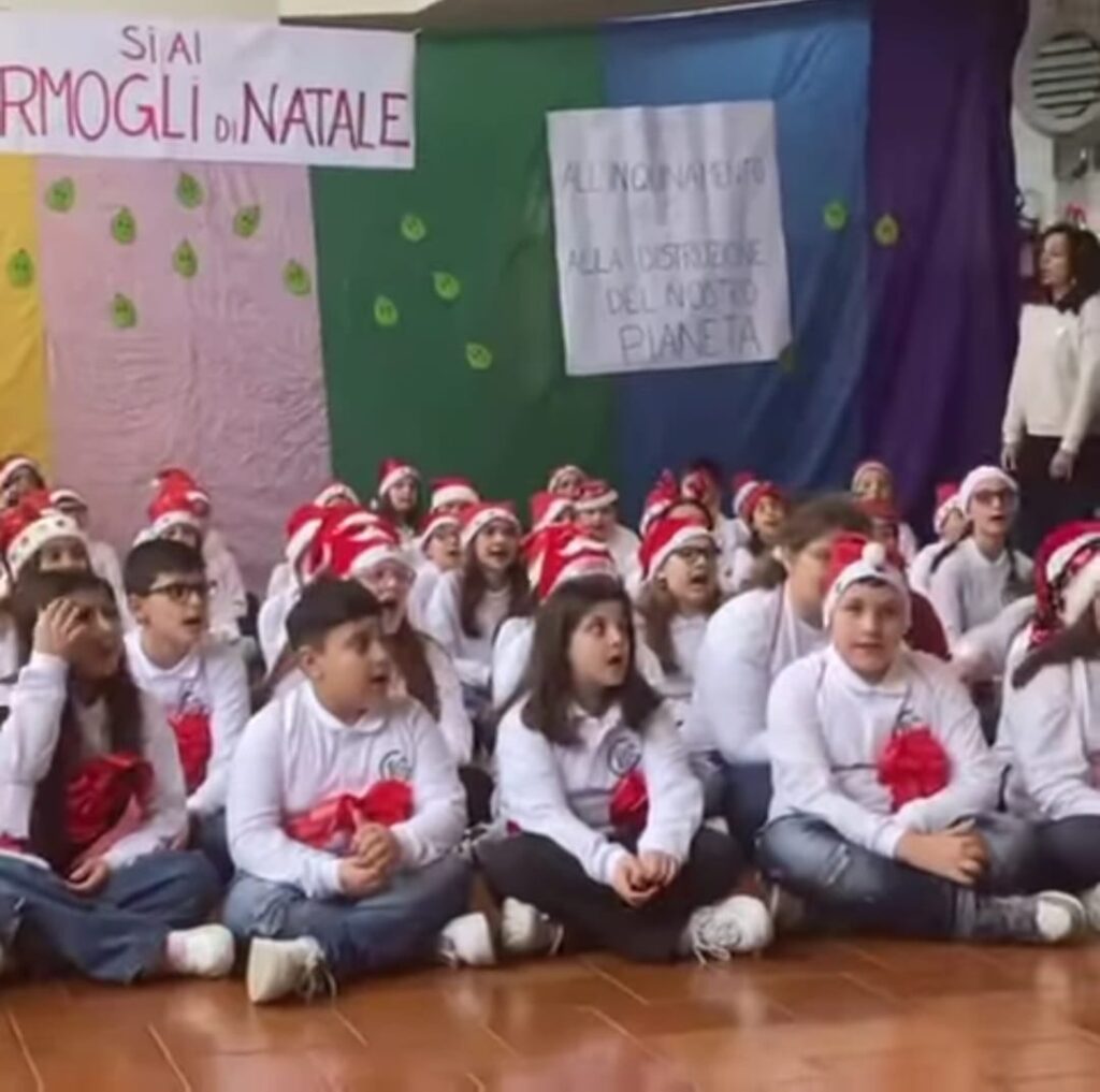 “Un posto chiamato Natale”: successo e unanimi consensi per i concerti natalizi eseguiti dagli alunni dell’I.C. “Mons.P.Guerriero di Avella.