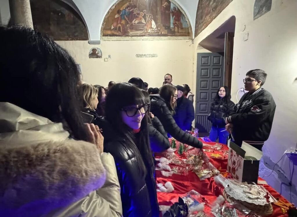 “Un posto chiamato Natale”: successo e unanimi consensi per i concerti natalizi eseguiti dagli alunni dell’I.C. “Mons.P.Guerriero di Avella.