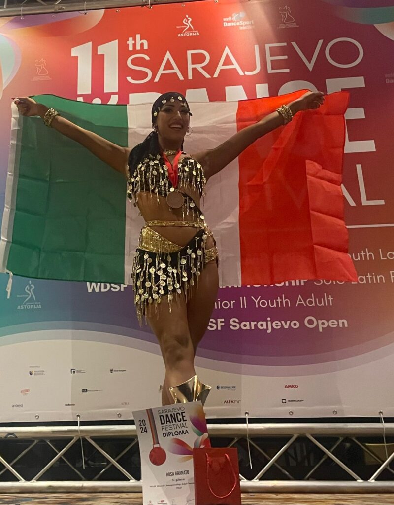 Rosa Granato medaglia di bronzo al campionato del mondo WDSF nel solo femminile di danze latino americane.