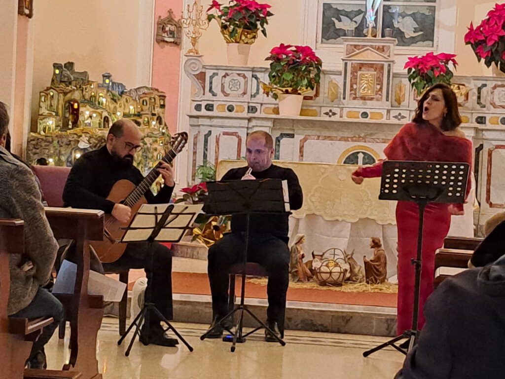 SPERONE. Successo e Emozioni: La Parthenope Cordes Ensemble incanta nella Chiesa di SantElia