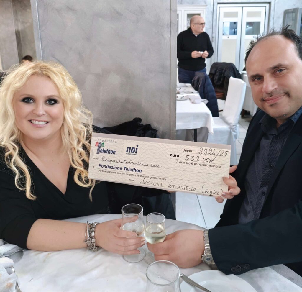 Forino(Av): Successo del. volume di Daniele Biondi L Arte del Gusto Popolare Forinese e le Sue Antiche Ricette . Devoluti 532.00  euro alla Ricerca TELETHON. L Autore Ringrazio la Gente di Forino e il mio Sponsor Ufficiale Dott. Basile per questo importante risultato